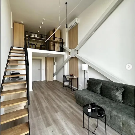 We Loft Lejlighed *